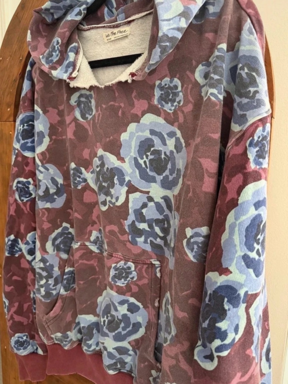 Free People Its a vibe Floral hoodie